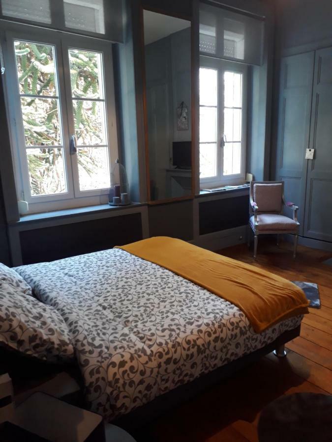 L'Escale Du XIX Eme Hotell Lillers Exteriör bild